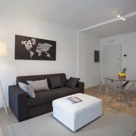 Erik Langer S. Sofia C. Battisti Apartmán *